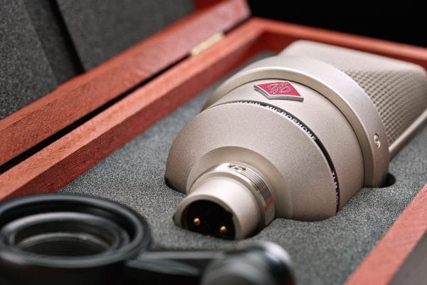 x1_TLM-103-Macro-01_Neumann-Studio-Microphone_G